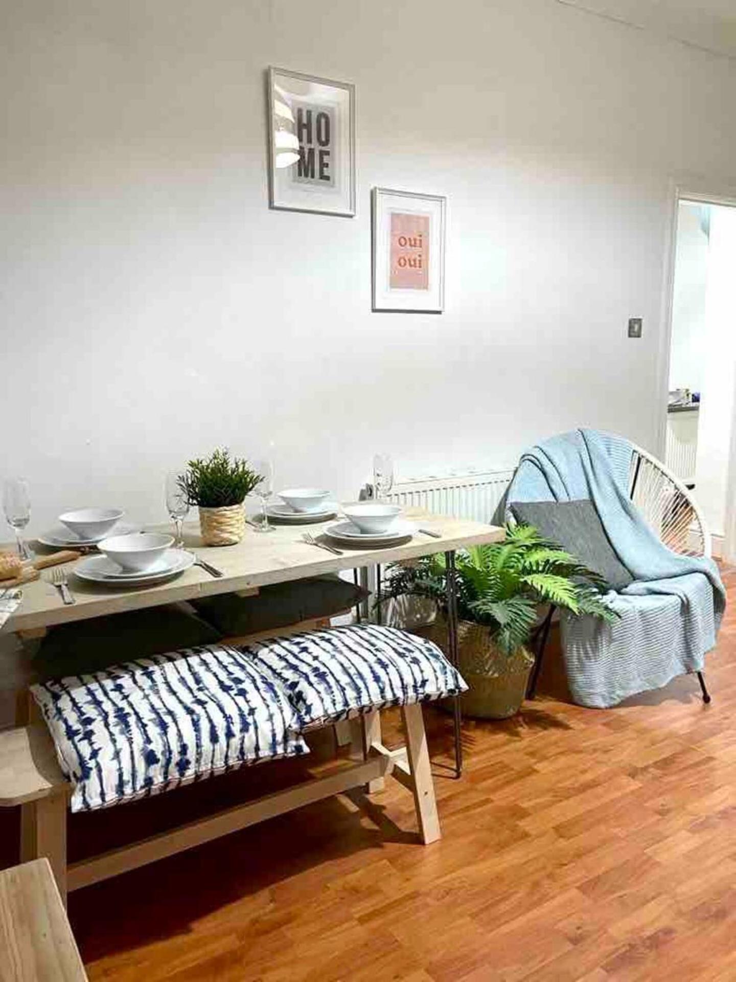 Gorgeous Spacious 2 Bedroom Home 10 Mins To City Гейтсхед Экстерьер фото